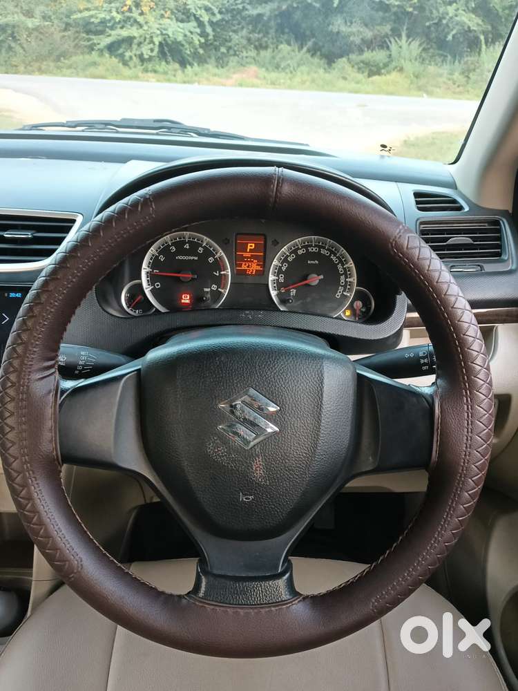 Maruti Suzuki Swift Dzire Amt Vxi, 2016, Petrol