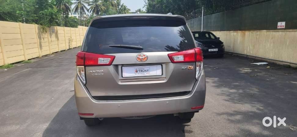Toyota Innova Crysta 2.4 V, 2017, Diesel