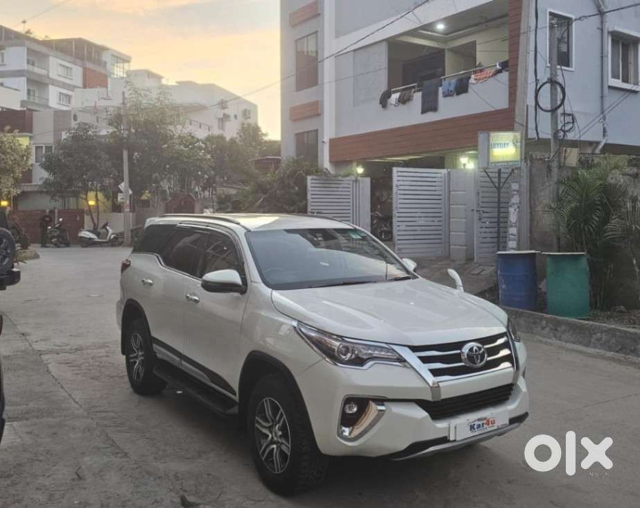 Toyota Fortuner 4x2 At 2.8 Diesel, 2019, Diesel