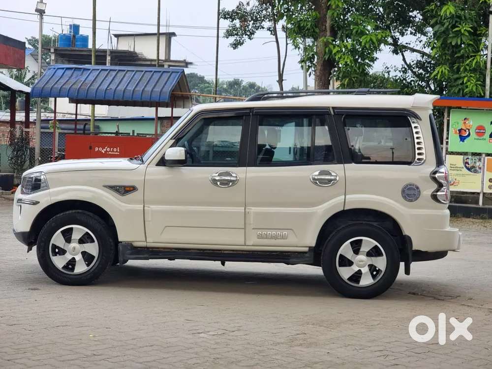 Mahindra Scorpio Classic 2015