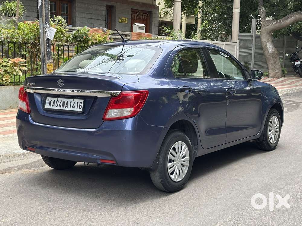 Maruti Suzuki Swift Dzire Vxi(o) Amt, 2022, Petrol