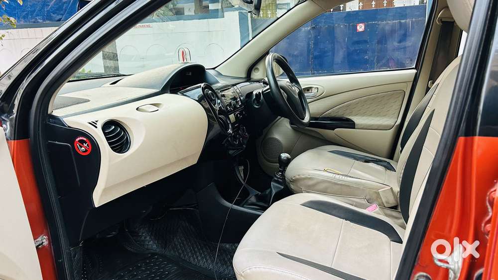 Toyota Etios Liva Vd Dual Tone, 2018, Diesel