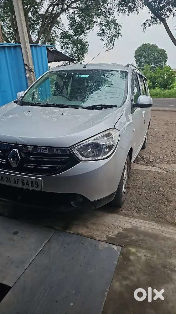 Renault Lodgy 2015 Diesel 240000 Km Driven