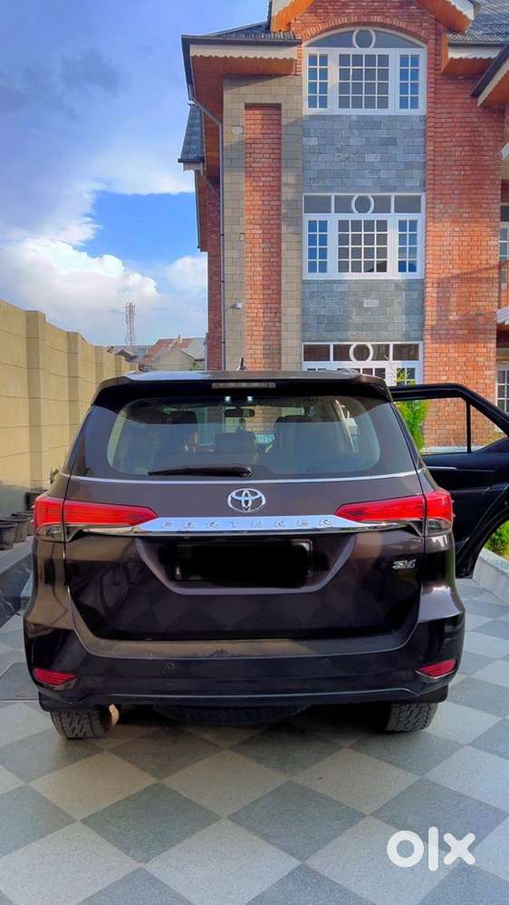 Toyota Fortuner Diesel 2017
