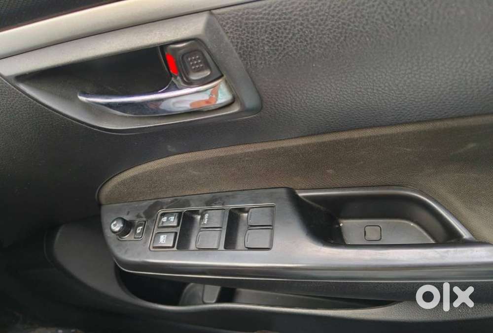 Maruti Suzuki Swift Vxi, 2016, Petrol