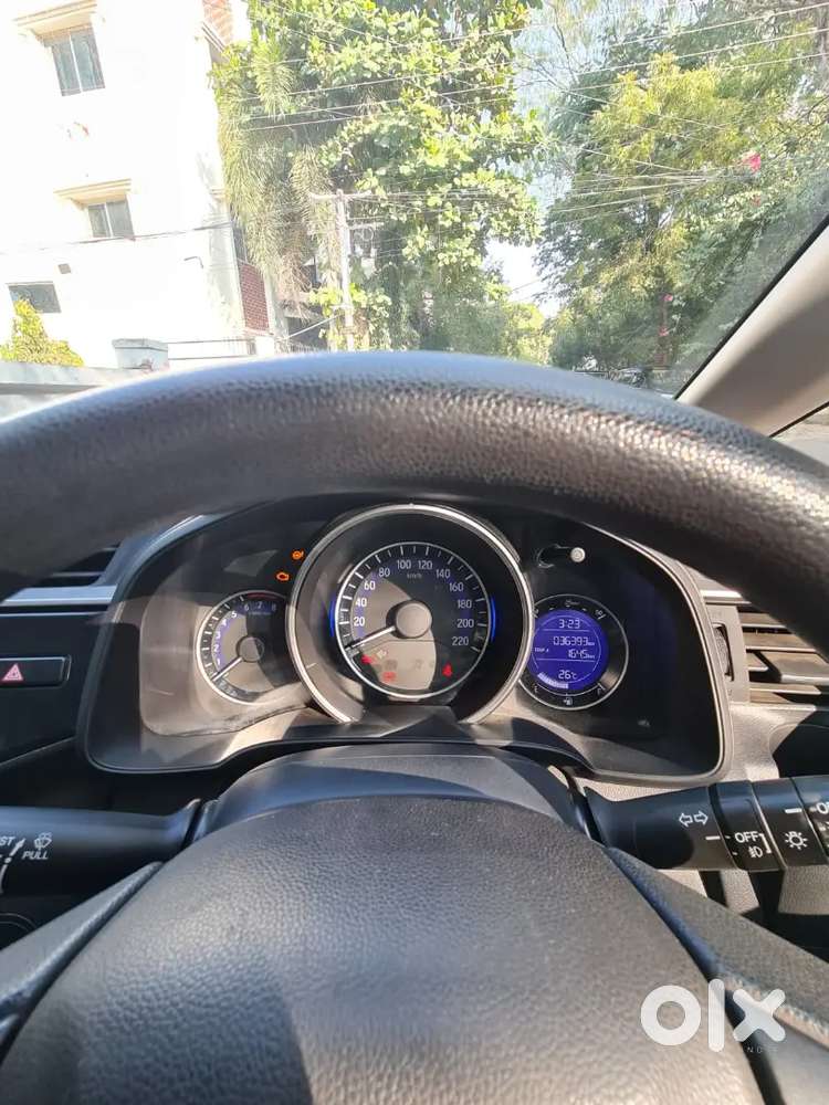 17/19 Honda Wr-v 1.2 Vx Petrol Top Model With Sunroof