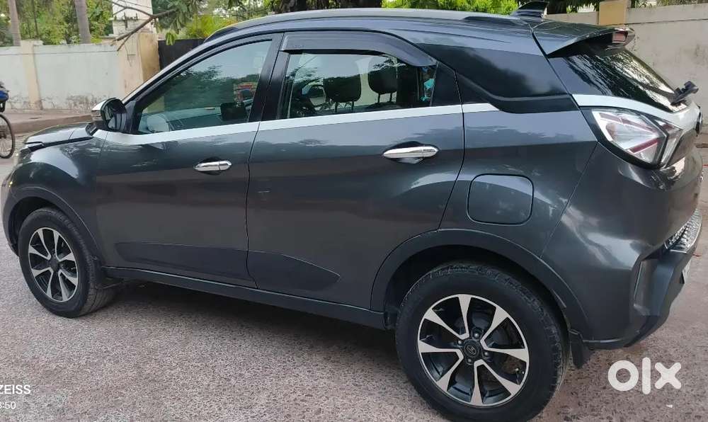 Tata Nexon 2020 Diesel 74000 Km Driven Amt