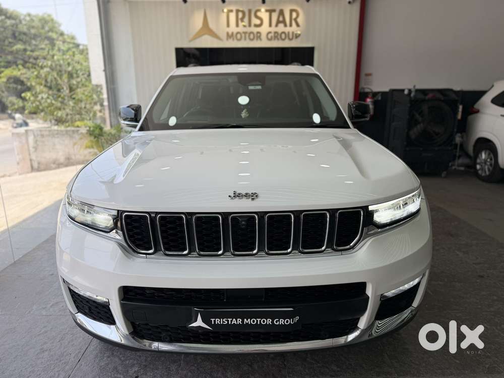 Jeep Grand Cherokee Limited (o) 4x4 At, 2022, Petrol