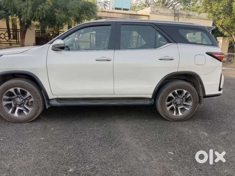 Toyota Fortuner Legender, 2021, Diesel