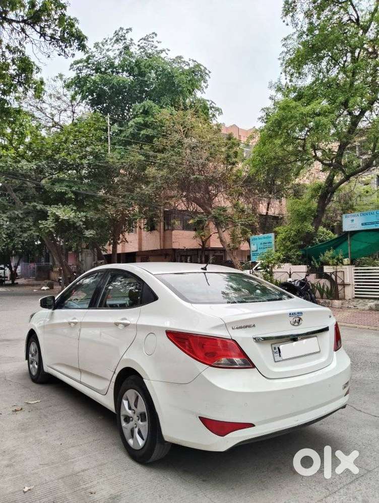 Hyundai Verna 2016-2017 1.6 Crdi S, 2016, Petrol
