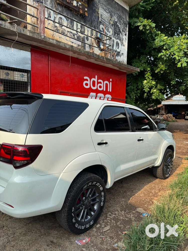 Toyota Fortuner 2014 Diesel 179000 Km Driven