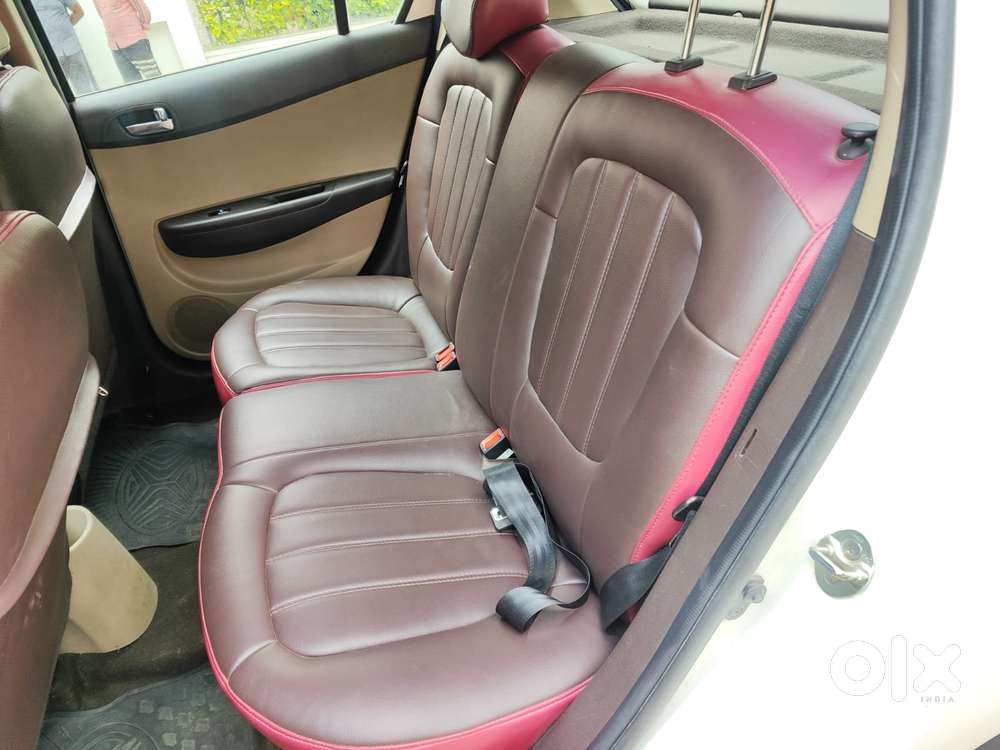 Hyundai I20 1.4 Asta At With Avn, 2011, Petrol