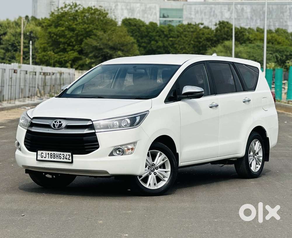 Toyota Innova Crysta 2.8z Automatic, 2017, Diesel