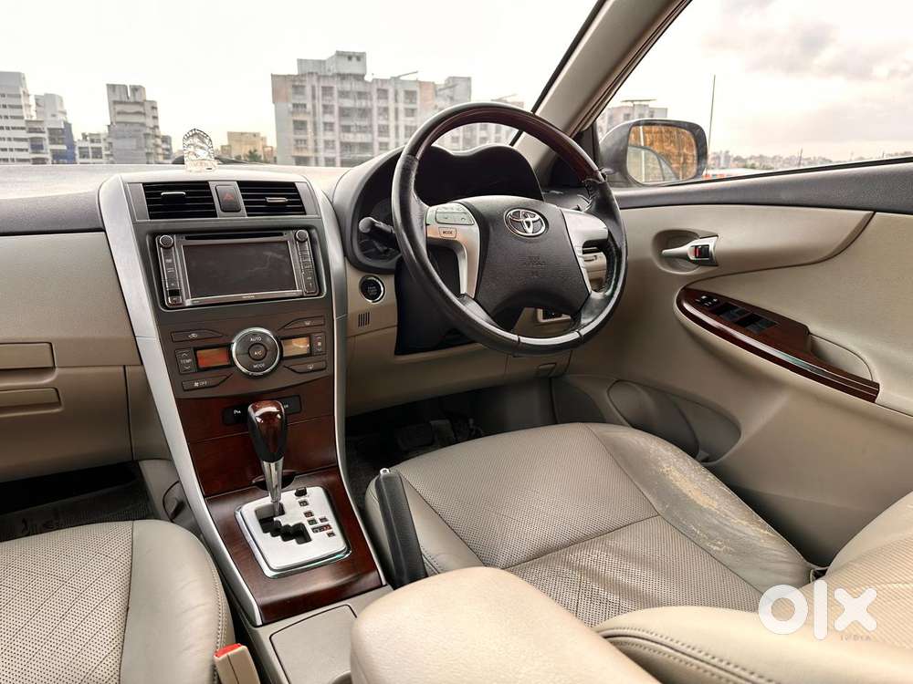 Toyota Corolla Altis [ ] 1.8 Vl At, 2012, Petrol