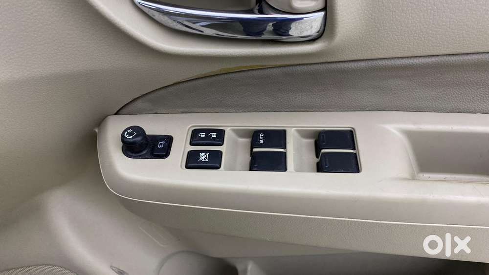 Maruti Suzuki Ciaz 2014-2017 At Zxi, 2016, Petrol