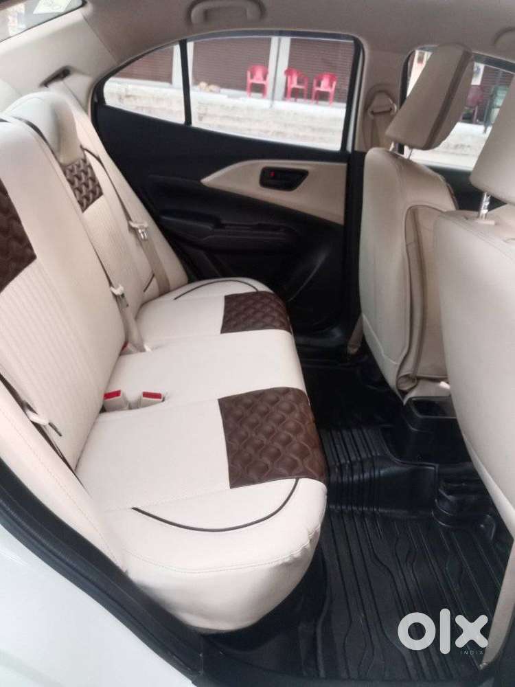 Hyundai Aura 1.2 S Cng, 2025, Cng & Hybrids