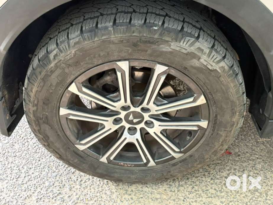 Mahindra Xuv700 2.0 Ax 7 Petrol At Luxury Pack Str, 2023, Diesel