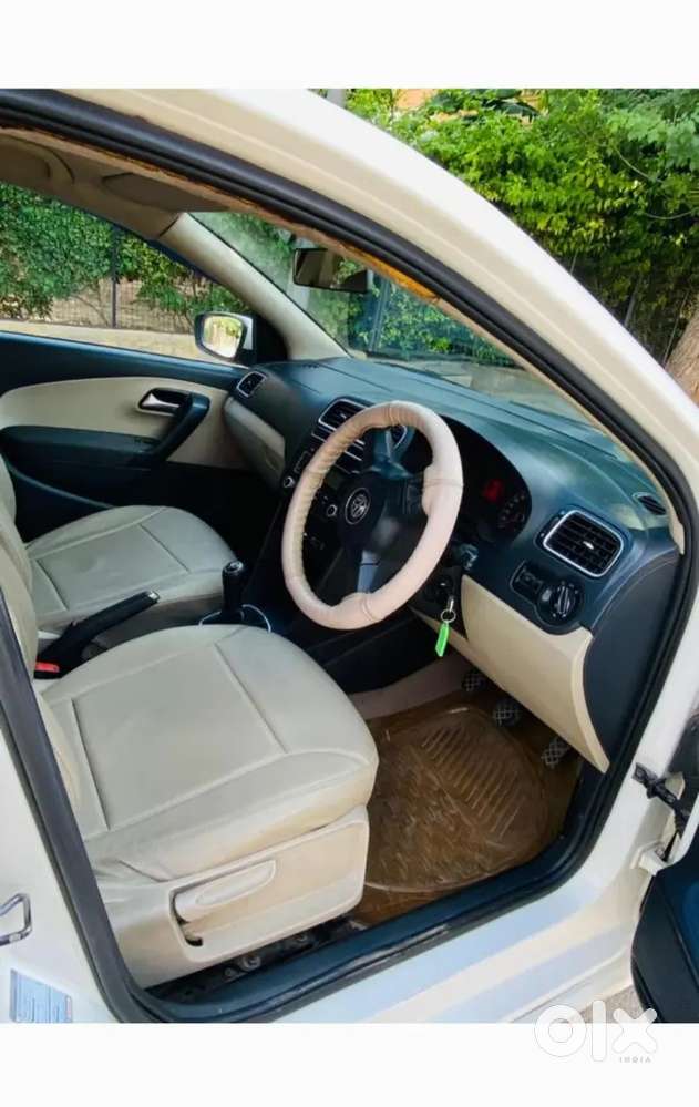 Volkswagen Polo 2012 Petrol 99000 Km Driven