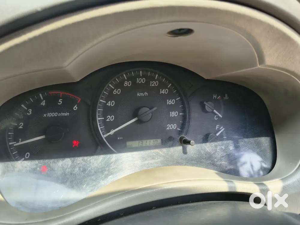 Toyota Innova 2014 Diesel 131110 Km Driven