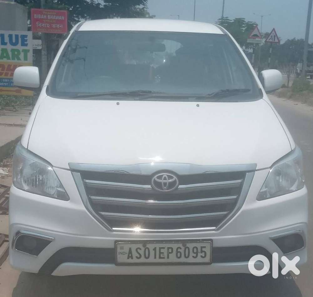 Toyota Innova 2.5 G (diesel) 8 Seater, 2015, Diesel