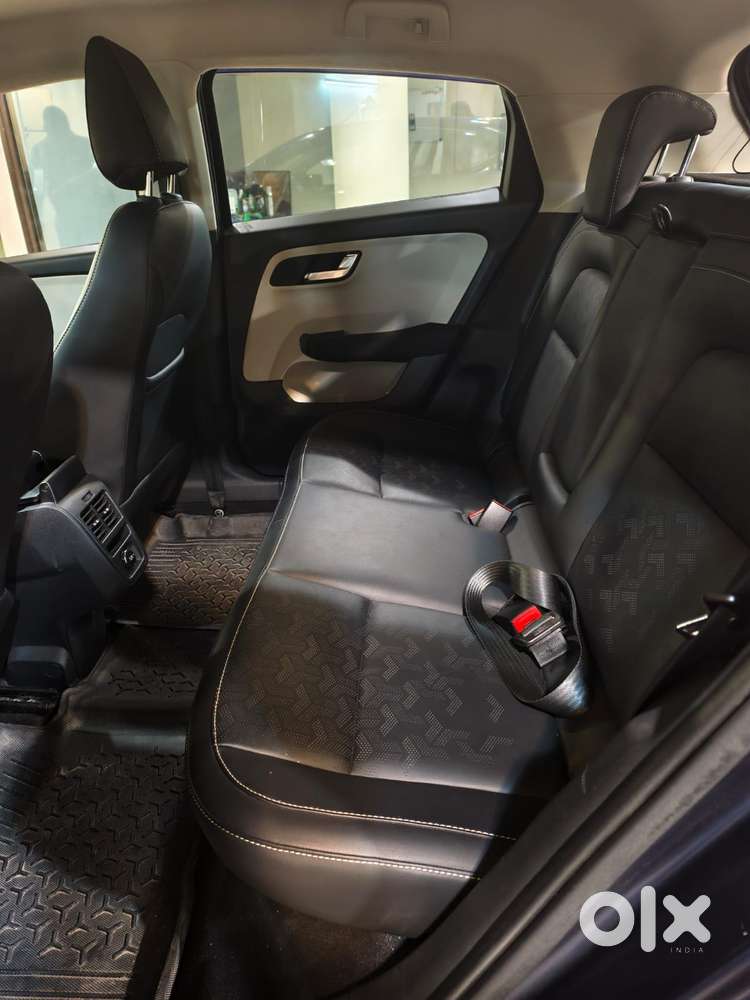 Tata Altroz 1.2 Xza Petrol Dct, 2022, Petrol