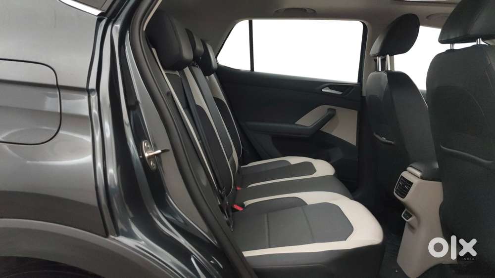 Volkswagen Taigun 1.0 Tsi Topline At, 2023, Petrol
