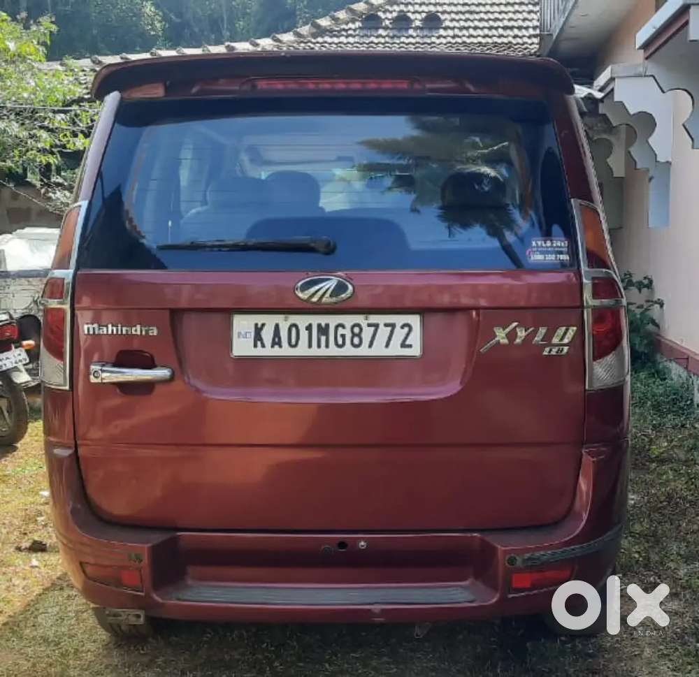 Mahindra Xylo E8, 2011 Diesel 94000 Km Driven