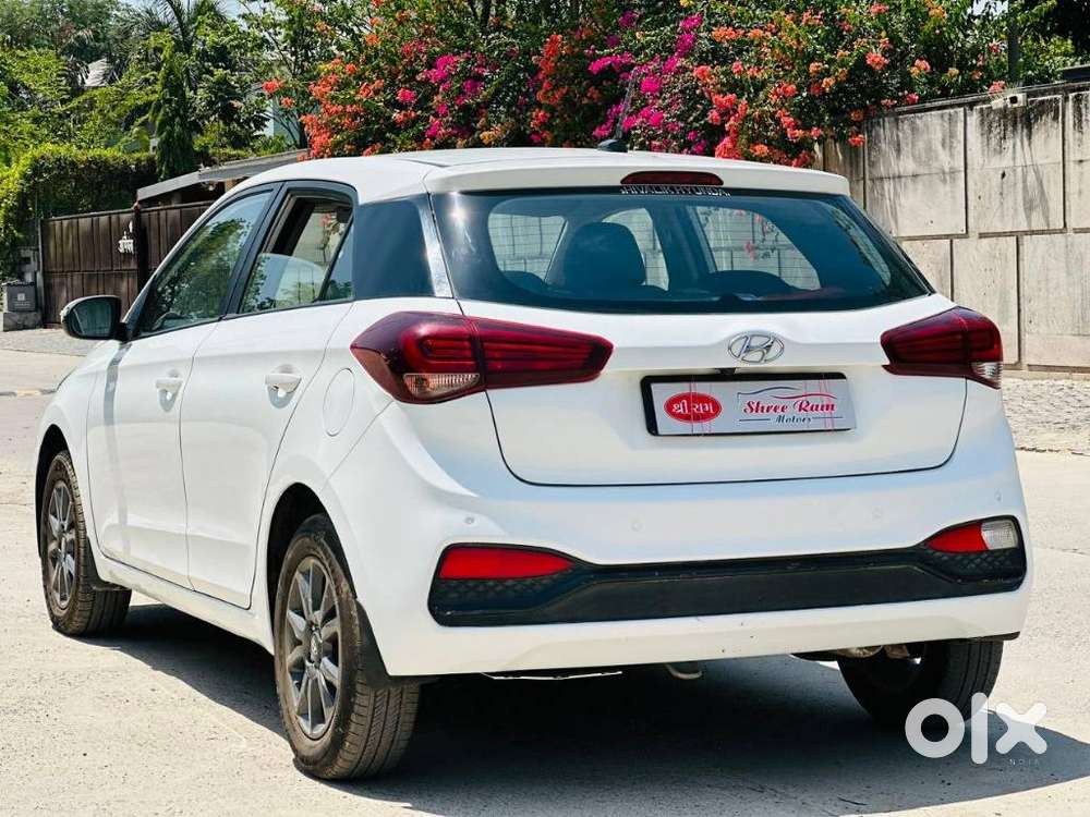 Hyundai I20 Sportz Plus, 2019, Petrol