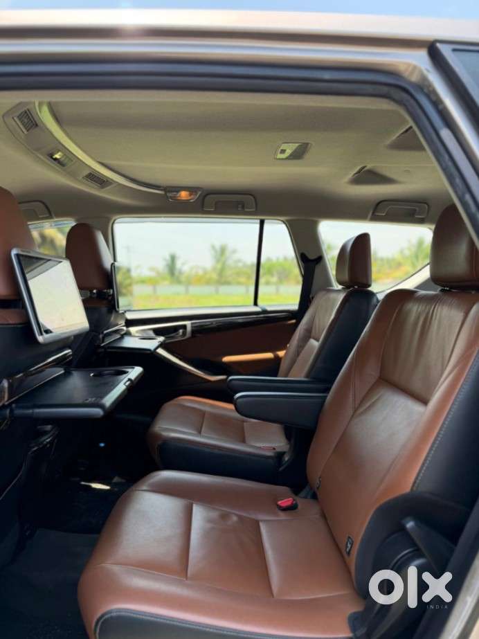 Toyota Innova Crysta 2.8z Automatic, 2019, Diesel