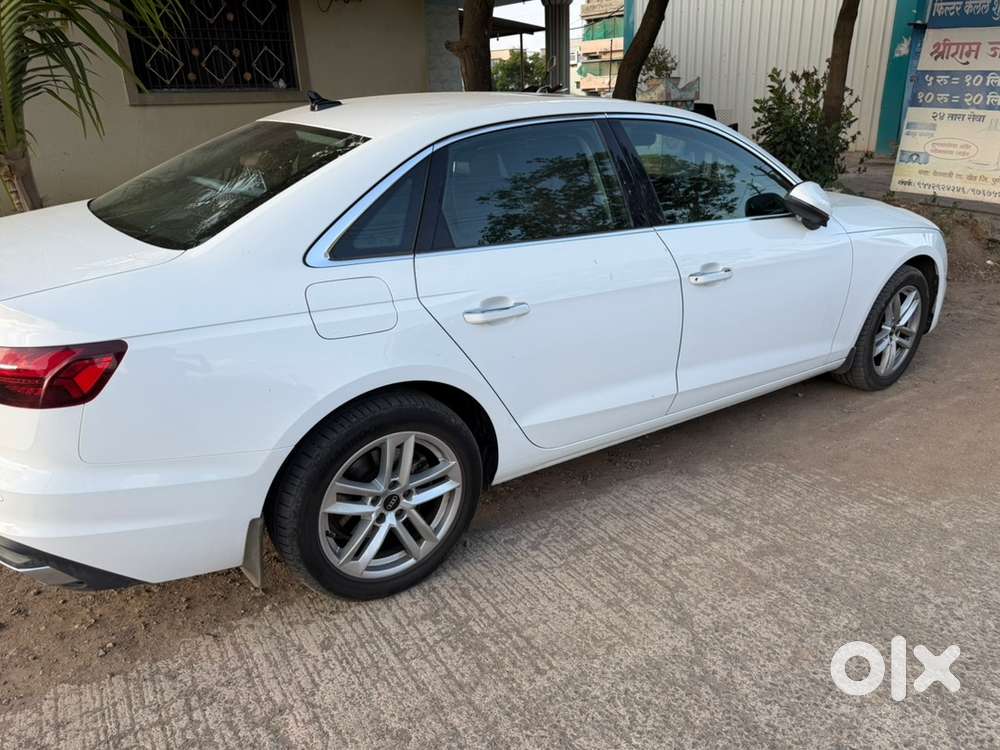 Audi A4 Petrol 2022