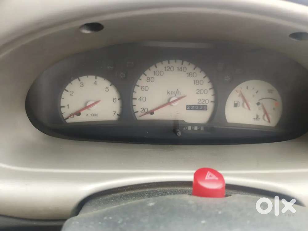 Ford Ikon 1.8 Zxi 2005