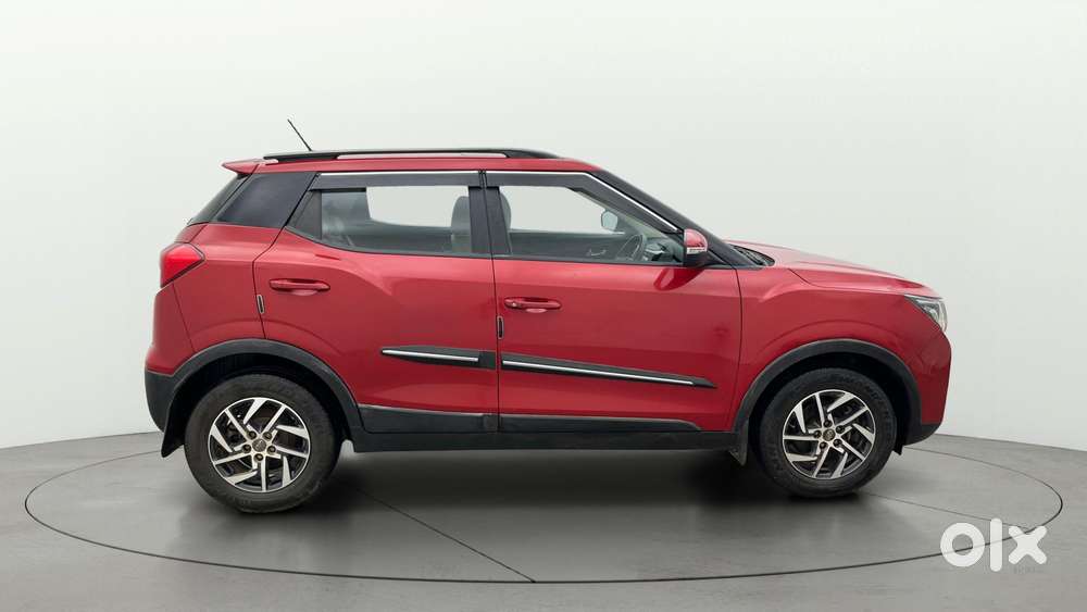 Mahindra XUV300 W8 Option, 2022, Petrol