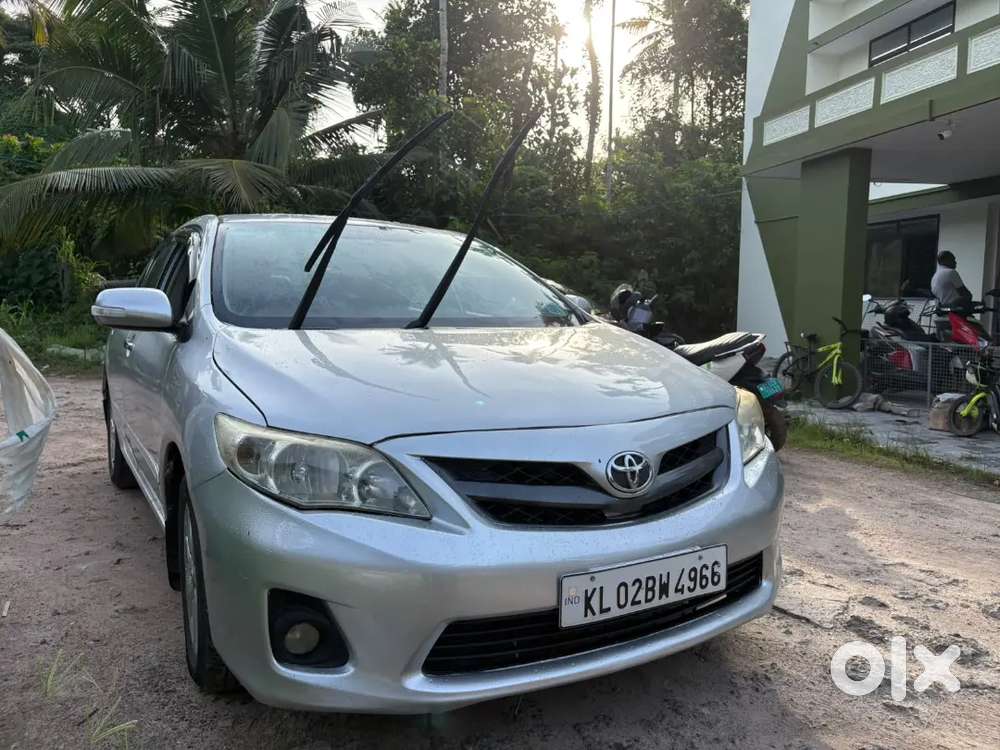 Toyota Corolla Altis 2013