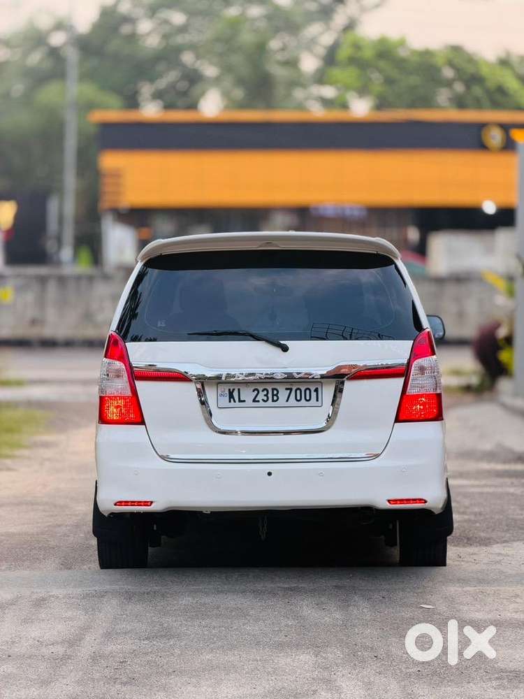 Toyota Innova 2009 Diesel Well Maintained