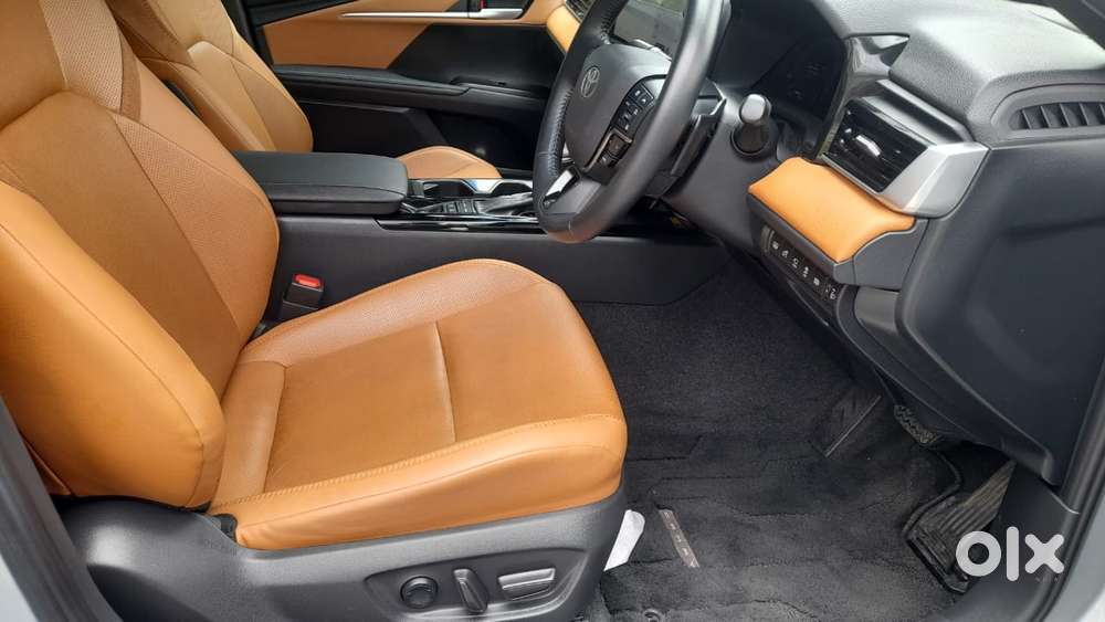 Toyota Camry 2.5l Automatic, 2025, Petrol