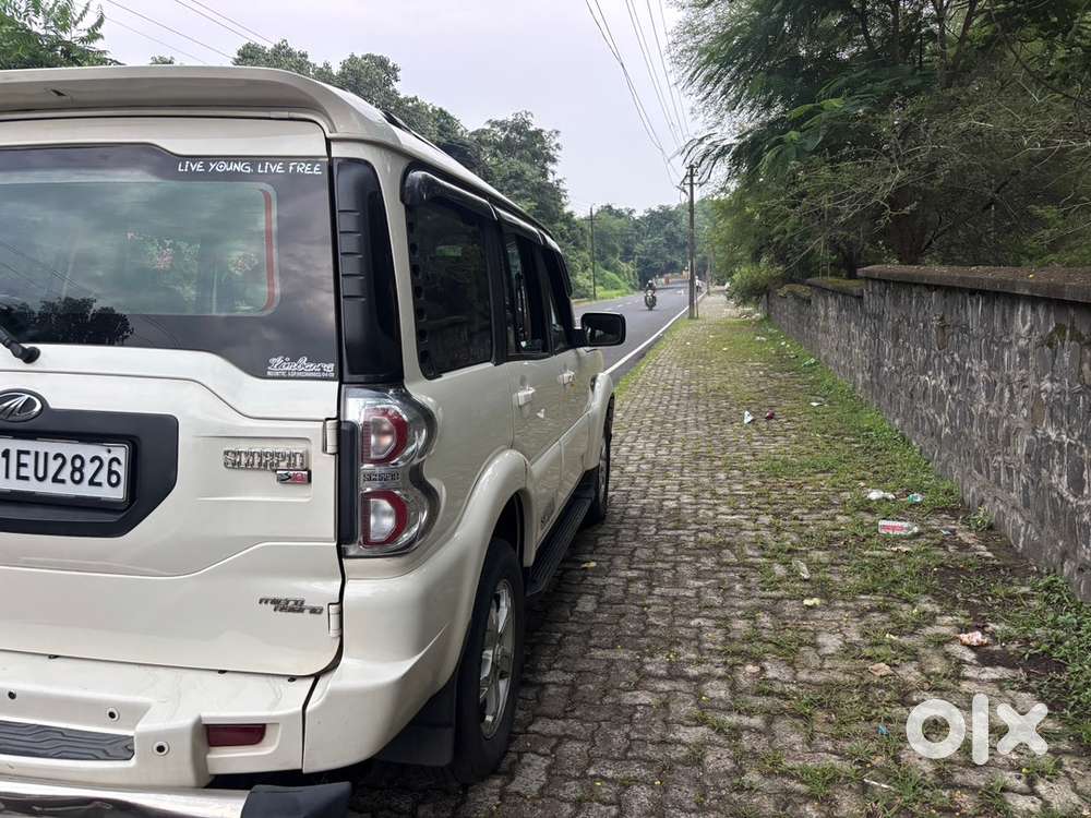 Mahindra Scorpio Diesel 2015