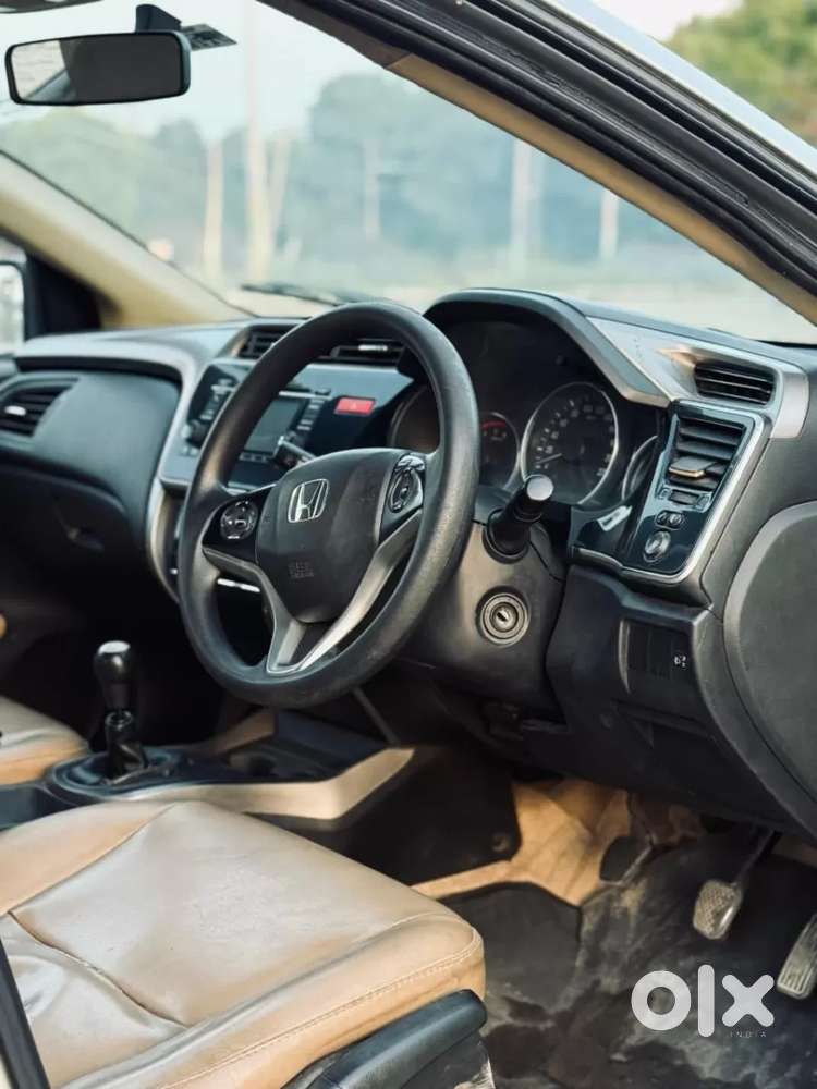 Honda City 1.5 V Mt, 2015, Petrol