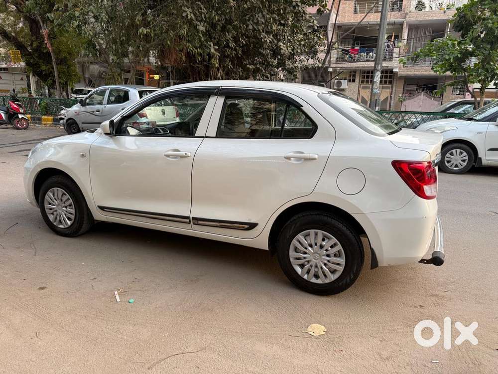 Maruti Suzuki Swift Dzire, 2023, Petrol