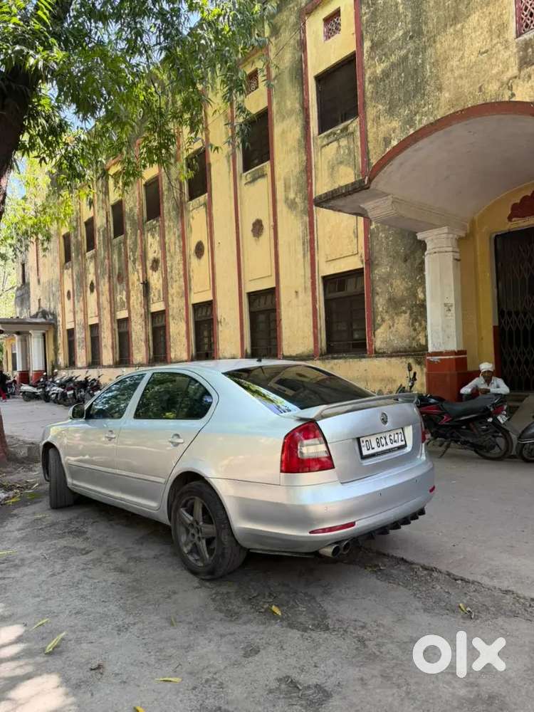 Skoda Laura 2012 Petrol Well Maintained