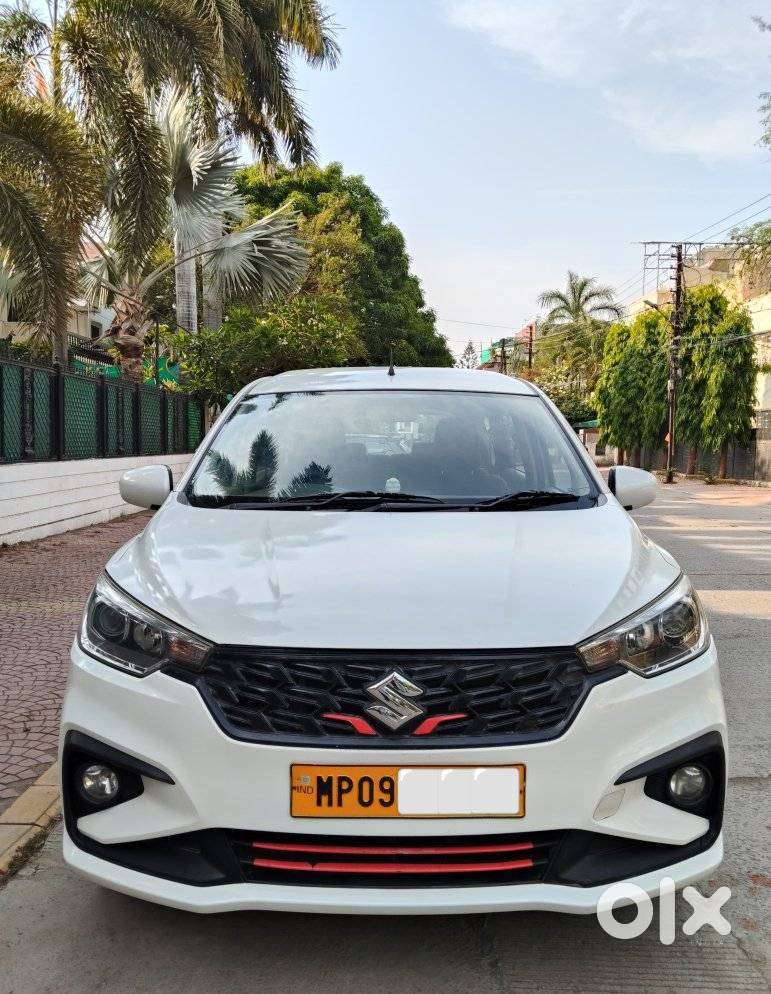 Maruti Suzuki Ertiga 2022-2023  Lxi, 2022, Cng & Hybrids