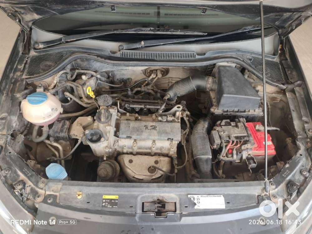 Volkswagen Polo Petrol Highline 1.2l, 2015