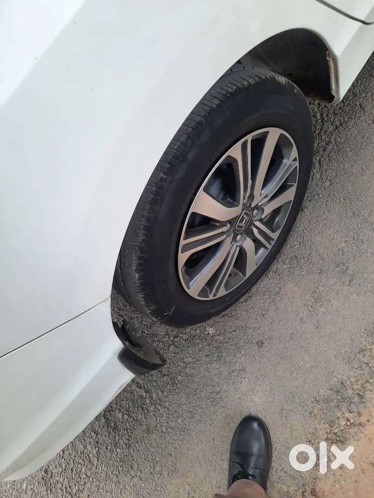 Very Good Condition.