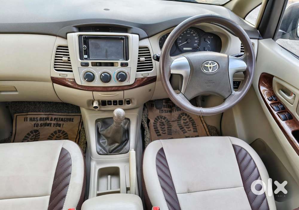 Toyota Innova [2013-2016] 2.5 G4 8 Str, 2014, Diesel
