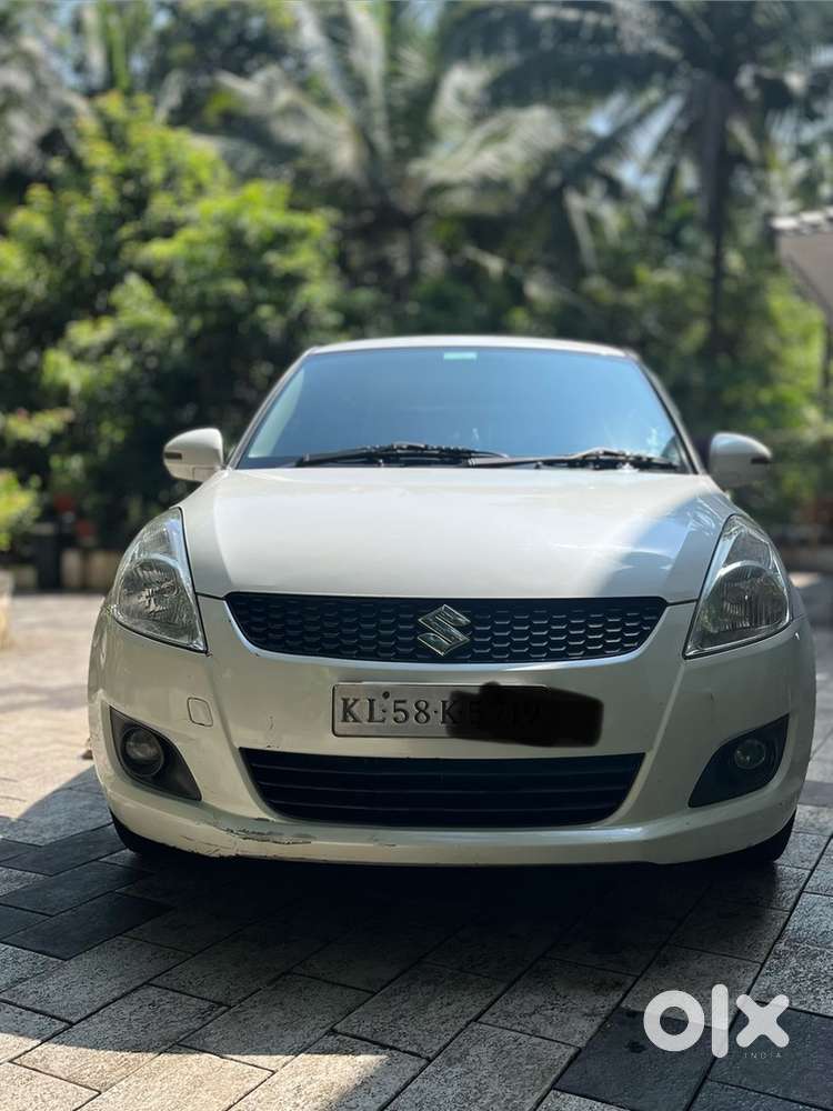 Maruti Suzuki Swift Petrol 2013