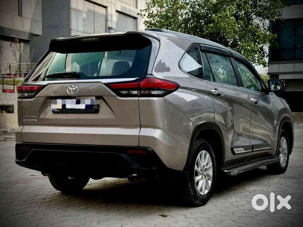 Toyota Innova Hycross 2.0 Gx 7 Str, 2025, Petrol