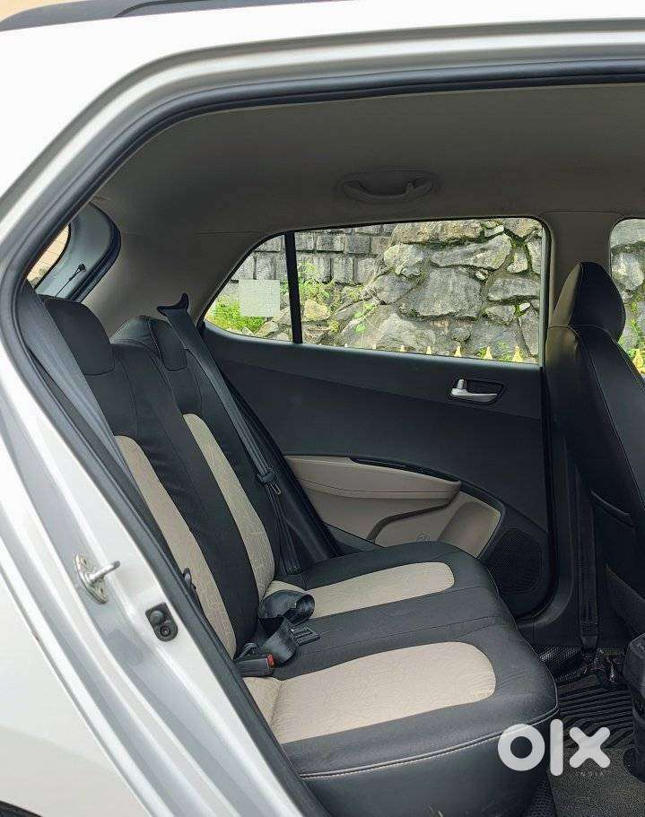 Hyundai Grand I10 1.2 Sportz At, 2017, Petrol