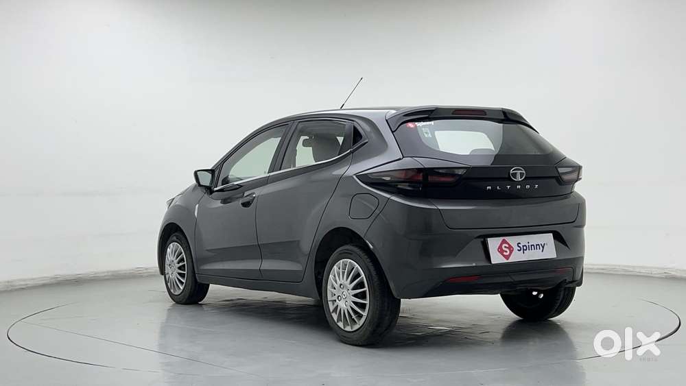 Tata Altroz 1.2 Xm Plus, 2022, Petrol