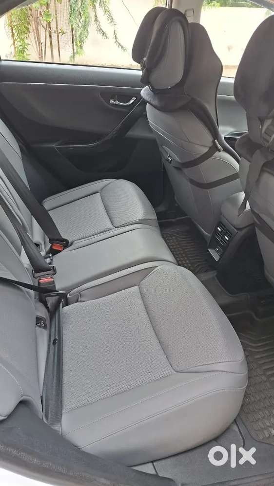 Tata Nexon Fearless Purple 2025
