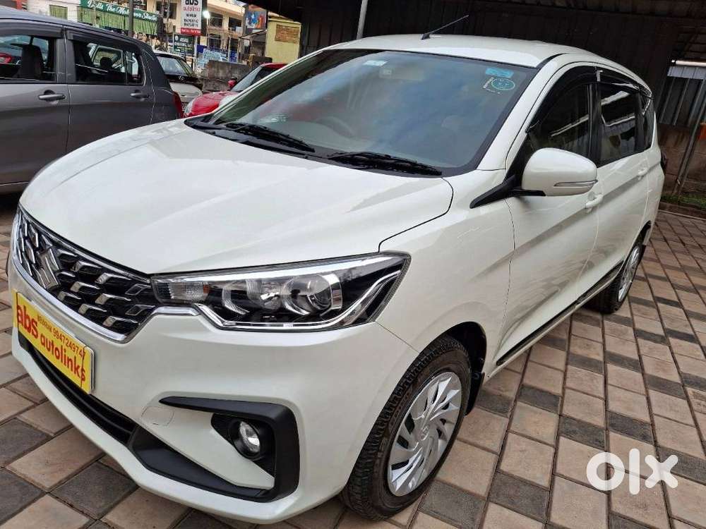 Maruti Suzuki Ertiga Vxi At Petrol, 2022, Petrol