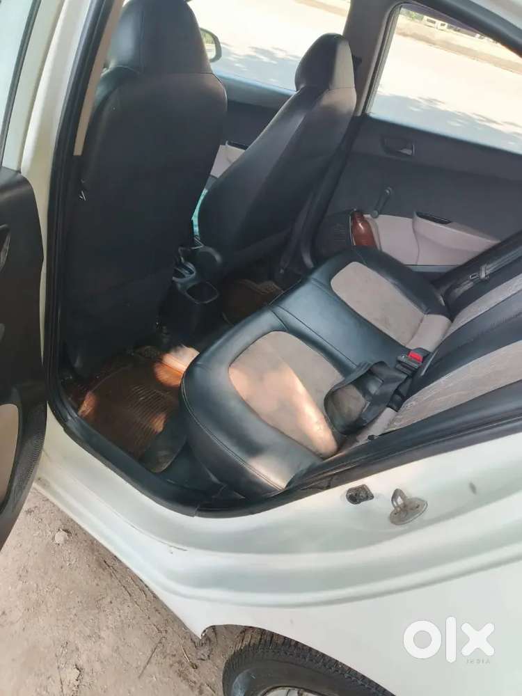 Hyundai Xcent 2016 Base_cng